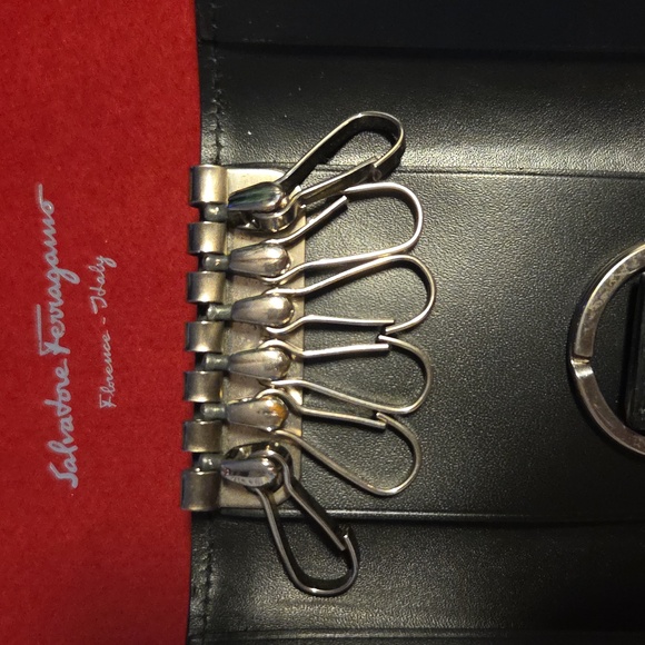 Salvatore Ferragomo Black Embossed Key Holder Wallet - Picture 14 of 17